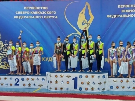Калмыцкие гимнастки завоевали серебро на первенстве юга России