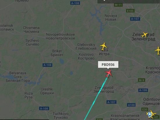 Посадку самолета с Навальным перенесли из "Внуково" в "Шереметьево"