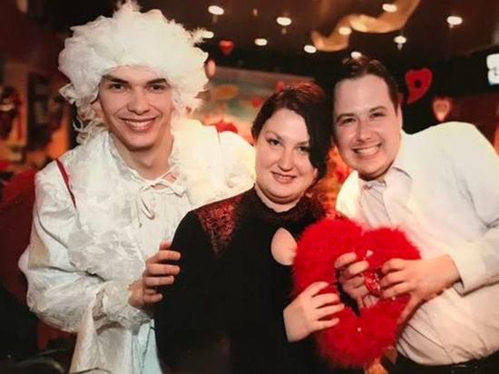 Снимки сотрудника ФСБ с ее бракосочетания попали в Сеть