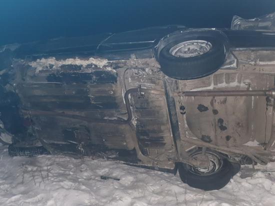 В Туве 23 –летний водитель скрылся с места ДТП, оставив пострадавших пассажиров