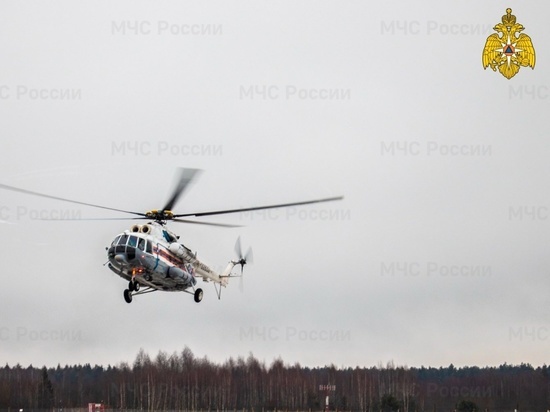 Тяжелобольного человека эвакуировали из Твери в Санкт-Петербург на вертолете