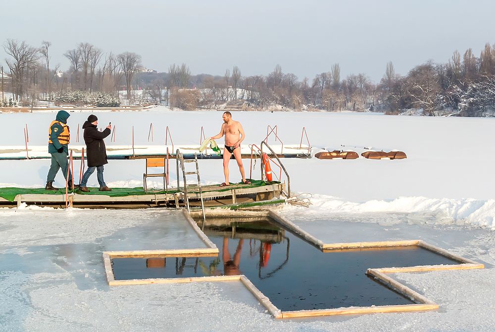 Праздник Крещения Господня в Донецке прошел при сильном морозе