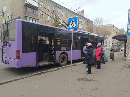В Донецке приостановили движение трамваев и троллейбусов