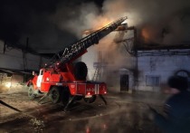 Пожар случился в производственном здании в поселке Водников