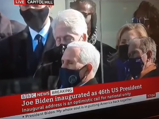 Билл Клинтон заснул во время инаугурации Джо Байдена