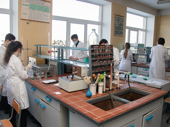 Среди хабаровских школьников выберут финалистов всероссийской олимпиады по химии