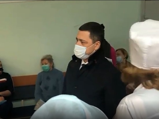 Михаил Ведерников нагрянул с проверкой в псковские поликлиники