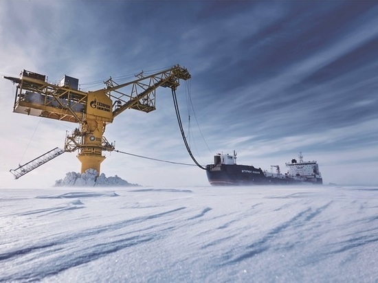 Терминал «Ворота Арктики» на Ямале загрузил тысячный танкер