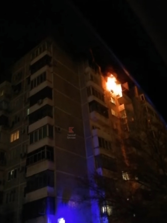 В Краснодаре горела многоэтажка по улице Черкасской