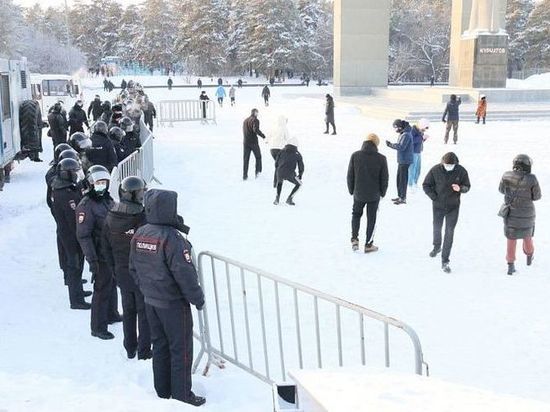 В Челябинской области несанкционированные акции поддержали меньше двух тысяч человек