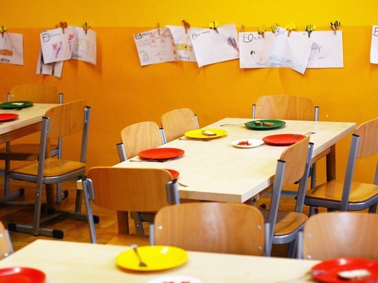 Шапша призвал депутатов лично попробовать блюда школьного питания