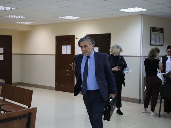 На допрос вызван и адвокат Пашаев