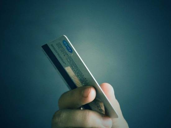 В Няндоме подросток ответит за кражу денег с чужой банковской карты