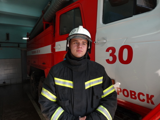 Историю выбора профессии, ставшей судьбой, рассказывает Александр Шапкин, начальник караула пожарно-спасательной части