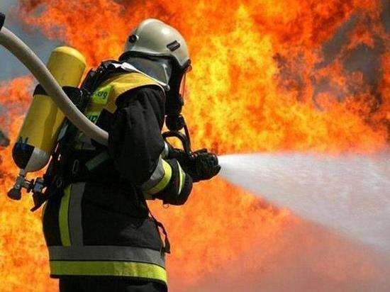 В Таганроге произошел пожар в одноэтажном здании