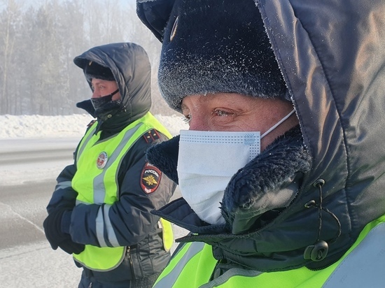 Автомобилистов в Кузбассе снова призвали отказаться от дальних поездок