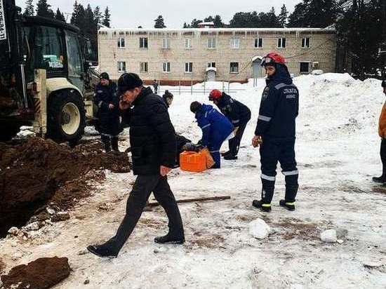В парке Кирова в Ижевске от обвала грунта пострадал мужчина