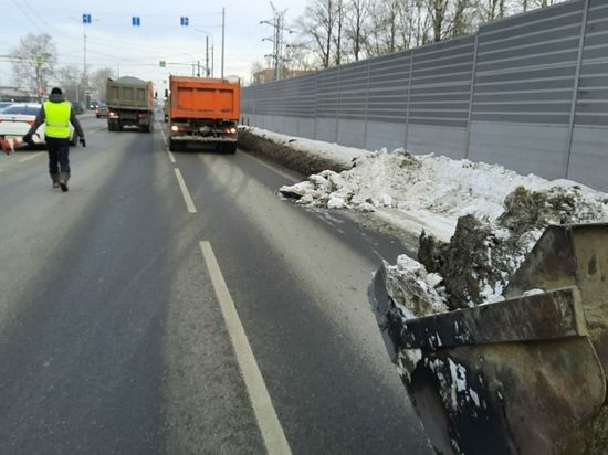В двух районах Челябинска сломались светофоры