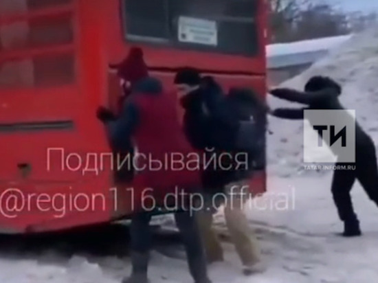 За объезд пробки по дворам наказали водителя автобуса в Казани