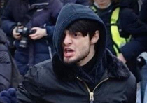 Участник запрещенной протестной акции на Пушкинской Саид-Мухаммад Джумаев, уроженец Чечни, который подрался с омоновцами, оказался в ИВС на Петровке