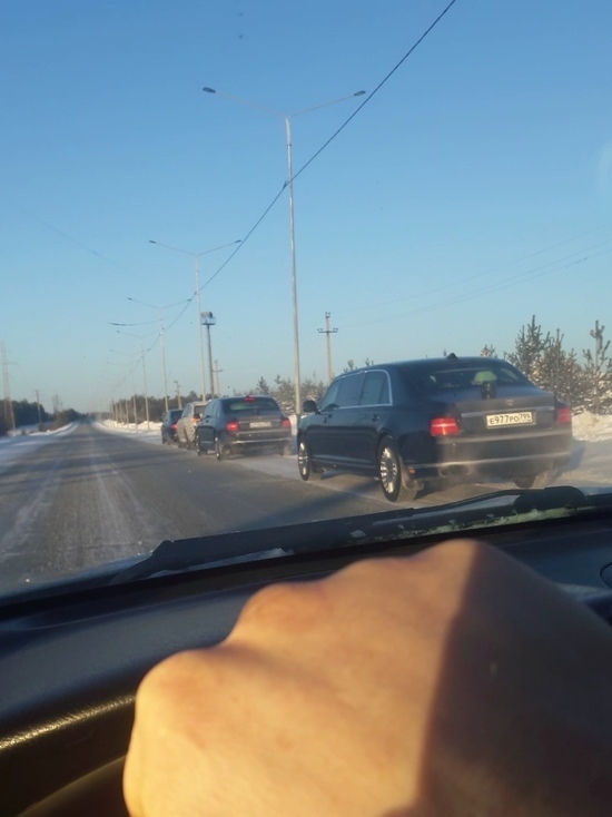 Президентские лимузины снова заметили на дорогах Ноябрьска