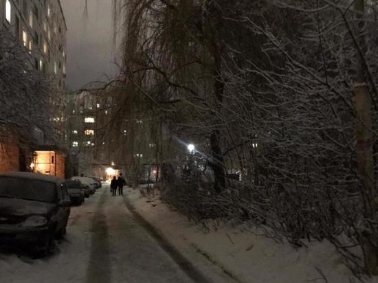На улице Шевченко в Рязани оцепили двор