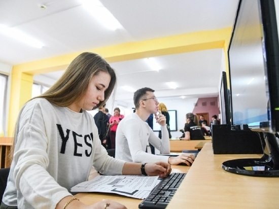 В Волгограде студенты ссузов и вузов вернулись к очному обучению