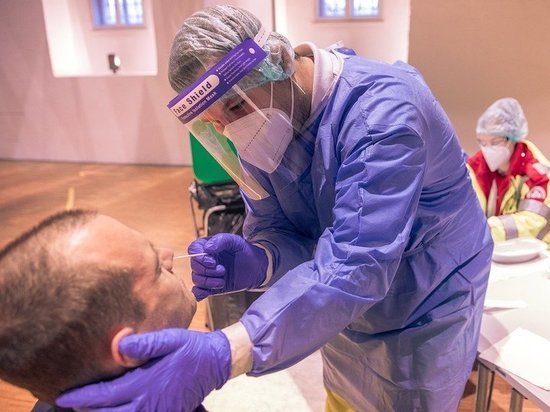 Больше 300 тюменцев нарушили порядок прохождения теста на ковид после заграничных поездок