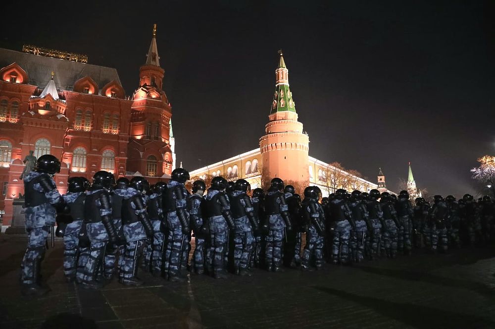 ОМОН у Красной площади: кадры после приговора Навальному