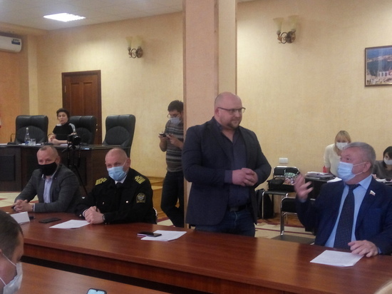 У керченского депутата Ерманова досрочно отобрали мандат