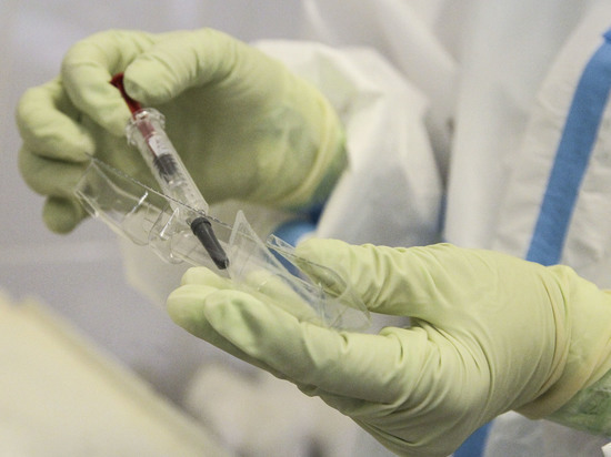 Версия утечки коронавируса из китайской лаборатории не исключается