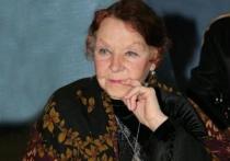 Из-за болезни Паркинсона 91-летняя актриса не может покинуть дом