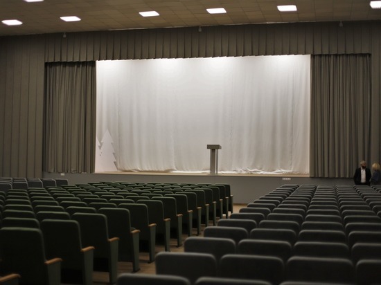 Новый зал петрозаводского Лесотехнического техникума вместит 500 зрителей