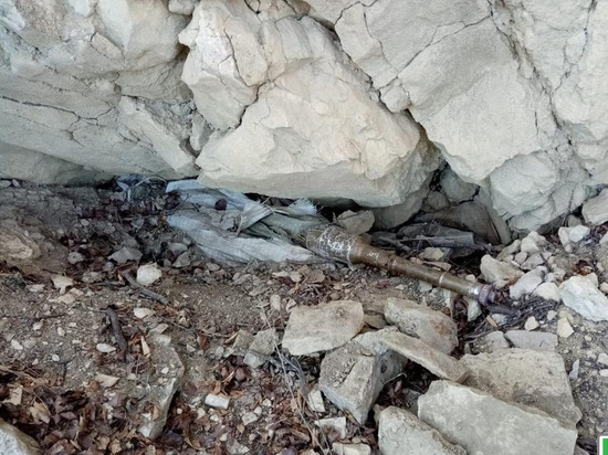 В Дагестане уничтожили тайник с боеприпасами