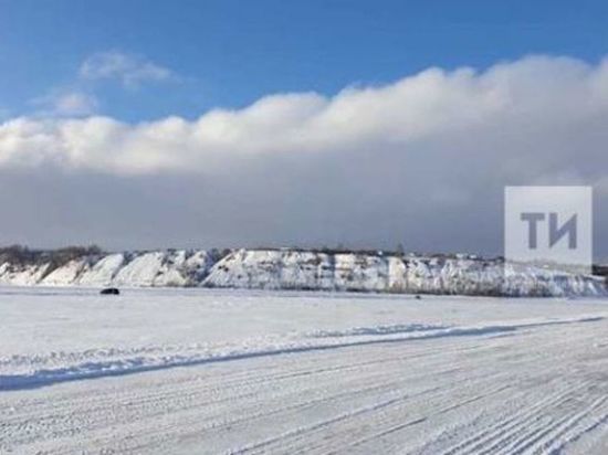 Из-за оттепели в Татарстане временно закрыли ледовую переправу через Каму