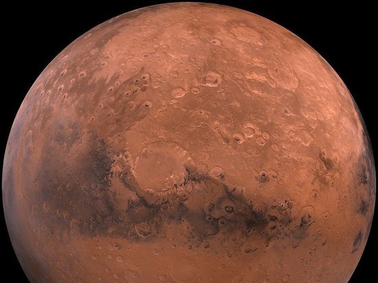 Китайский зонд выслал свои первые снимки Марса