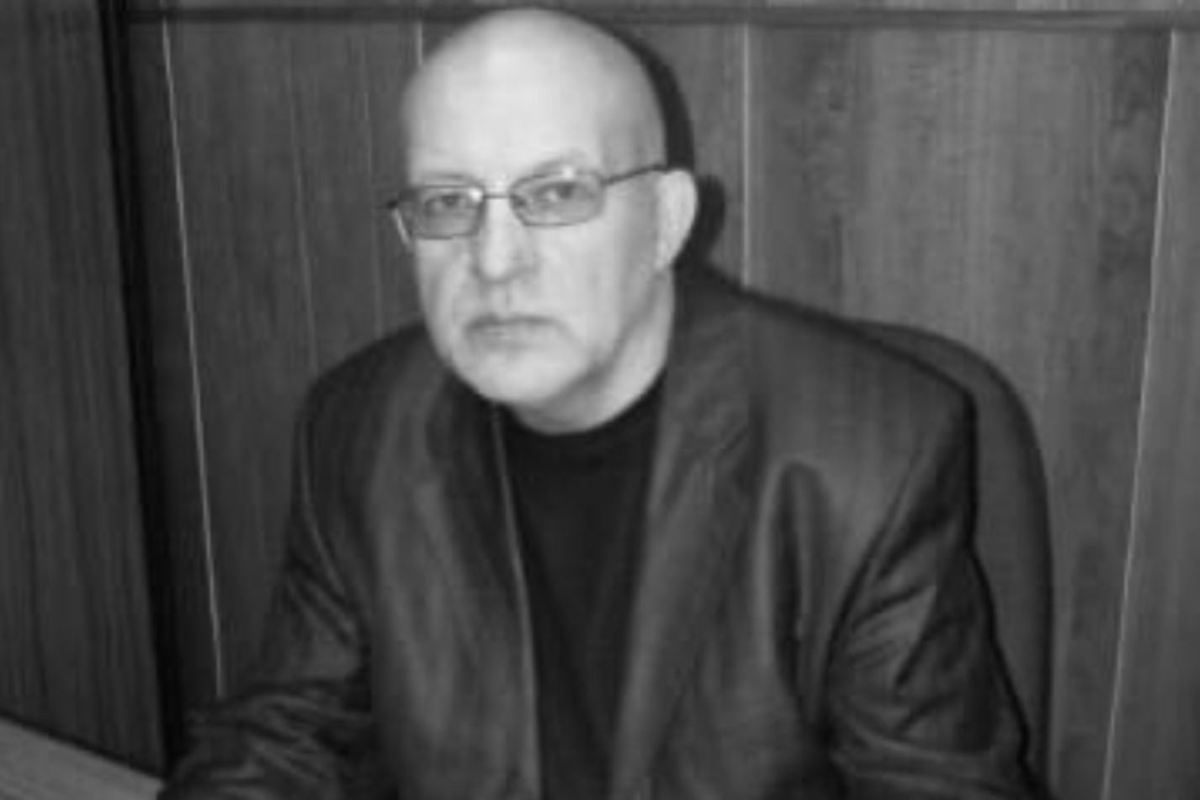 Директор брянского цирка мазурин константин фото Скончался экс-директор брянского цирка Геннадий Храмеев - МК Черноземье