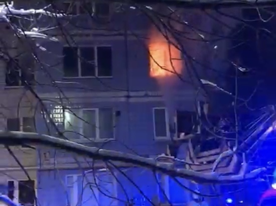 В Рязани загорелась квартира в доме на улице Бирюзова, есть пострадавший