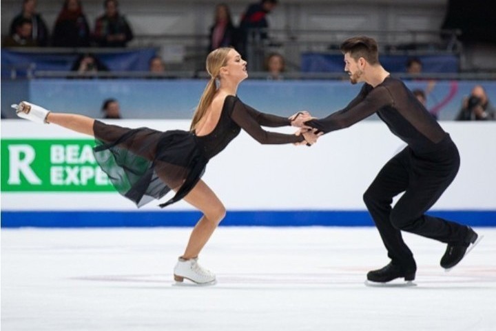 Степанова и Букин выиграли ритм-танец на командном турнире в Москве