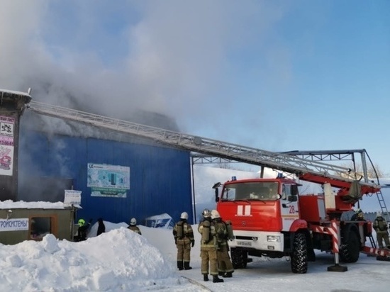 Пожар в здании бывшего мясокомбината в Нижнем Новгороде локализован