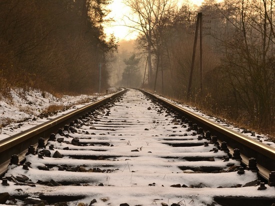 На Алтае поезд погубил 18-летнюю девушку
