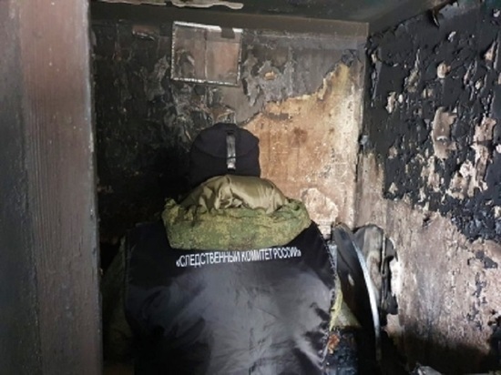 Подробности страшного пожара на Колыме: мальчика нашли у двери, он спасался
