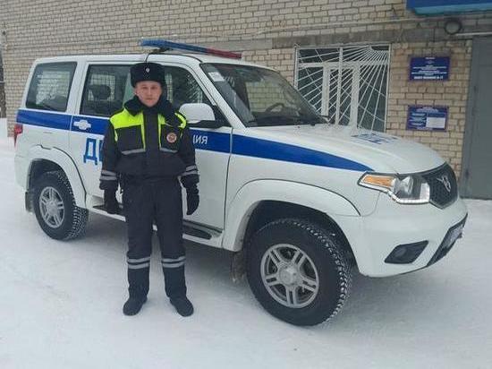 В Солигаличе инспектор ДПС помог спасти детей из горящего дома