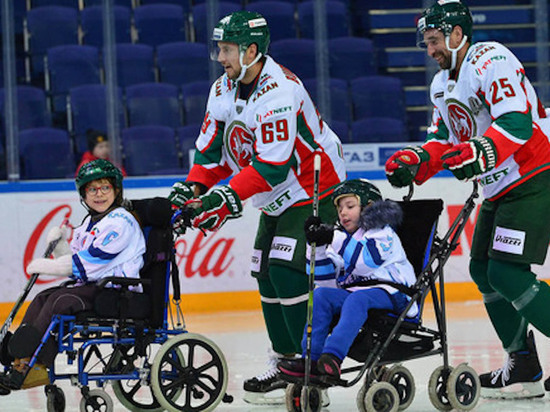 Ак Барсовцы сыграют в хоккей с особенными детьми Казани