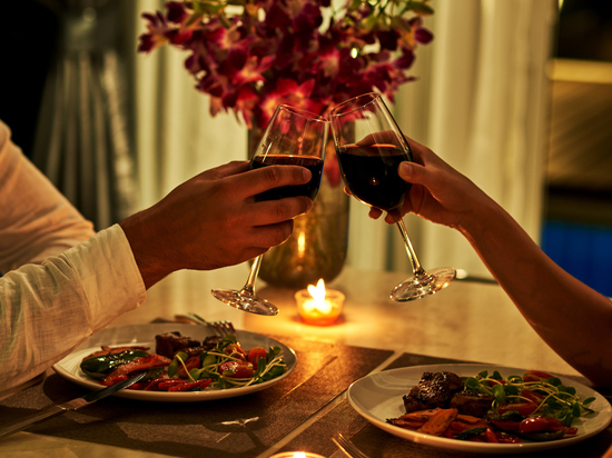 Статистики подсчитали, сколько стоит романтический ужин в Ярославле