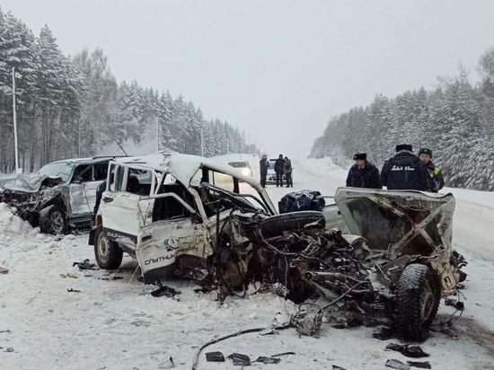 В чудовищном ДТП в Башкирии погибли двое человек