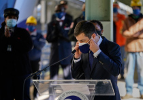 Новое исследование американских экспертов рекомендует ношение двойных масок для уменьшения воздействия COVID-19