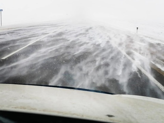 Смоленские спасатели находятся в режиме "Повышенной готовности" в связи с неблагоприятными погодными условиями