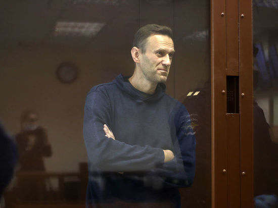 Судья отказала стороне защиты Навального в своем отводе