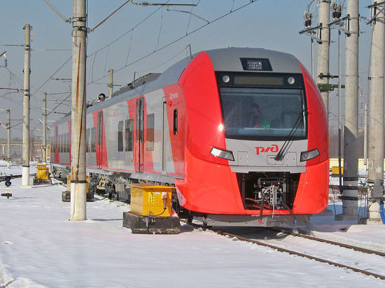 Из-за снегопада в Москве могут быть задержаны поезда в Петербург